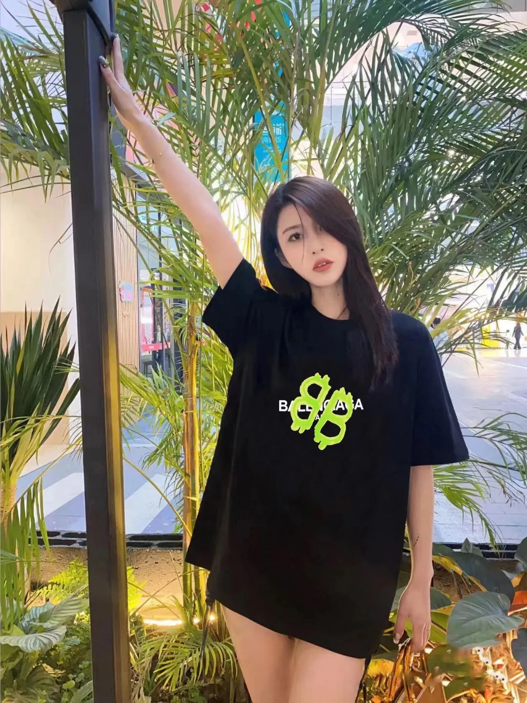 P80✨🔥 BALENCIAGA Paris lettering printed short-sleeved T-shirt, custom-woven and dyed 280g combed cotton heavyweight fabric, zero color difference in thread, perfect details, different from the current version on the market, welcome to compare, Same Style for men and women, must-sell in the picture above Color: White Black Size: 1 2 3 4